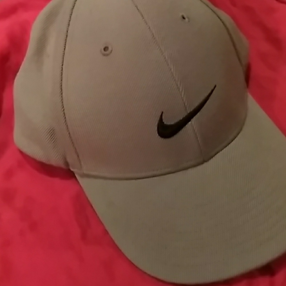 Men's nike hat